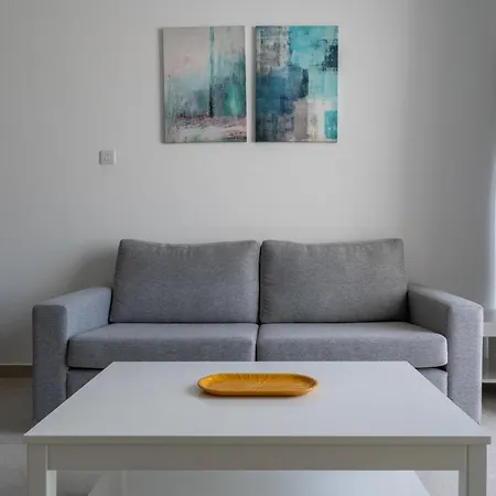 Villa Stylish Poolside At Paphos *