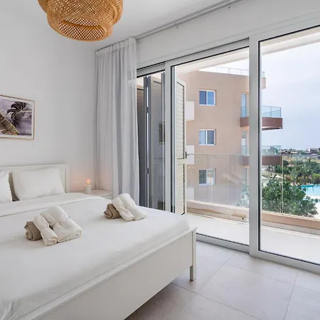 Stylish Poolside At Paphos *