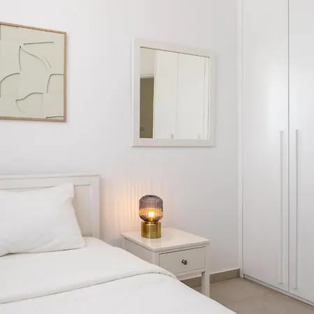 Stylish Poolside At Paphos Villa *