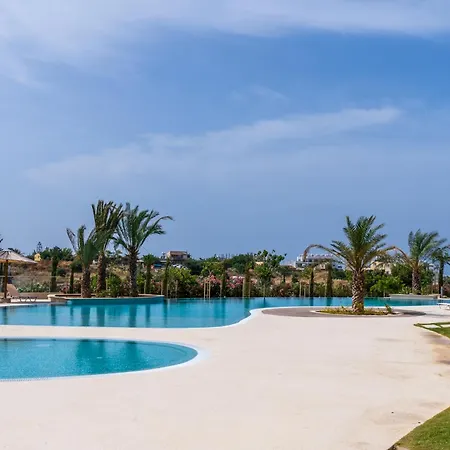 Stylish Poolside At Paphos Klorakas