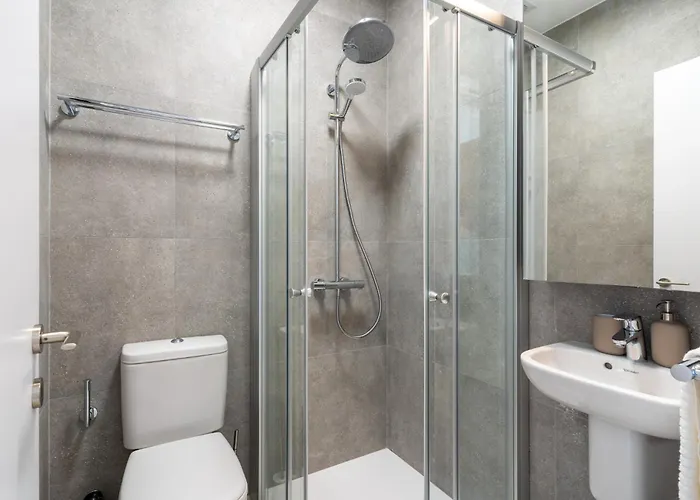 Villa Stylish Poolside At Paphos Klorakas