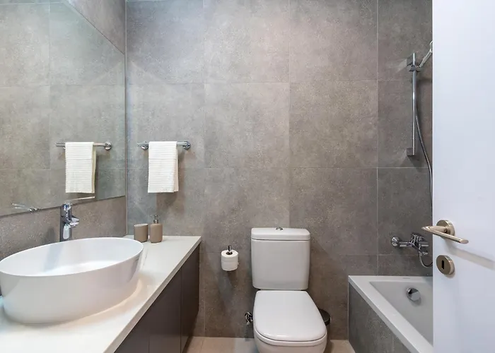 Stylish Poolside At Paphos